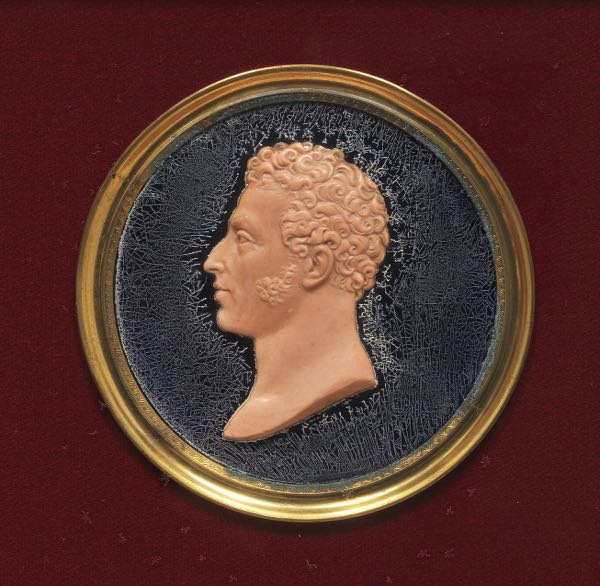 19TH CENTURY MINIATURE WAX PORTRAIT 2af1a5