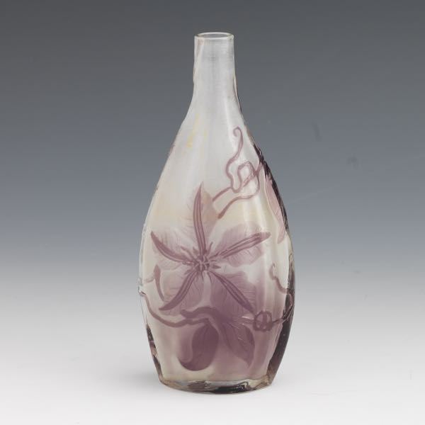 GALLE CAMEO BUD VASE 6 x 2  2af28c