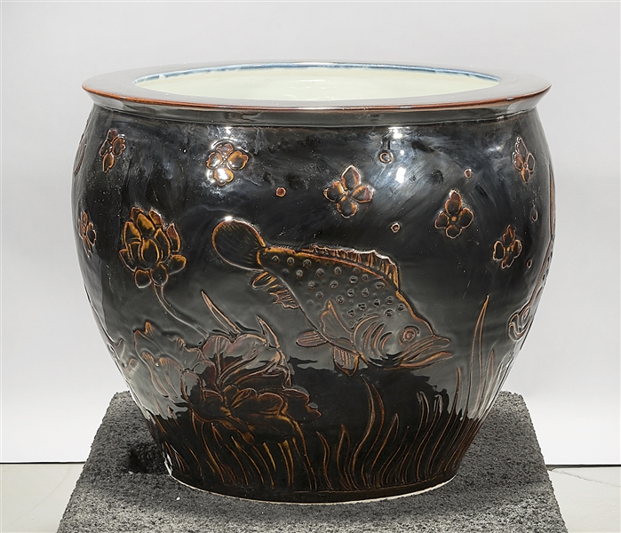 Chinese glazed porcelain fish bowl;