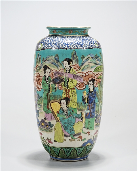 Japanese enameled porcelain vase  2af37b