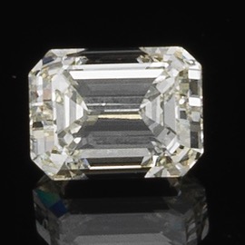 UNMOUNTED 1.01 EMERALD CUT DIAMOND