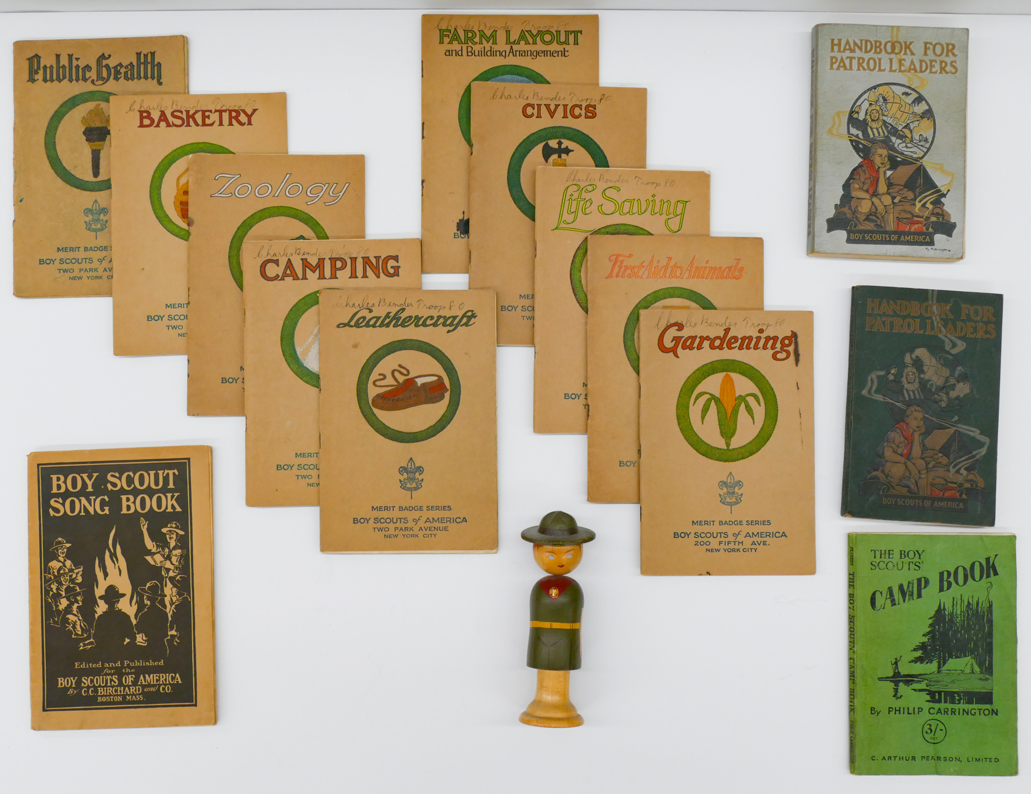 Box Old Boy Scout Merit Badge Booklets
