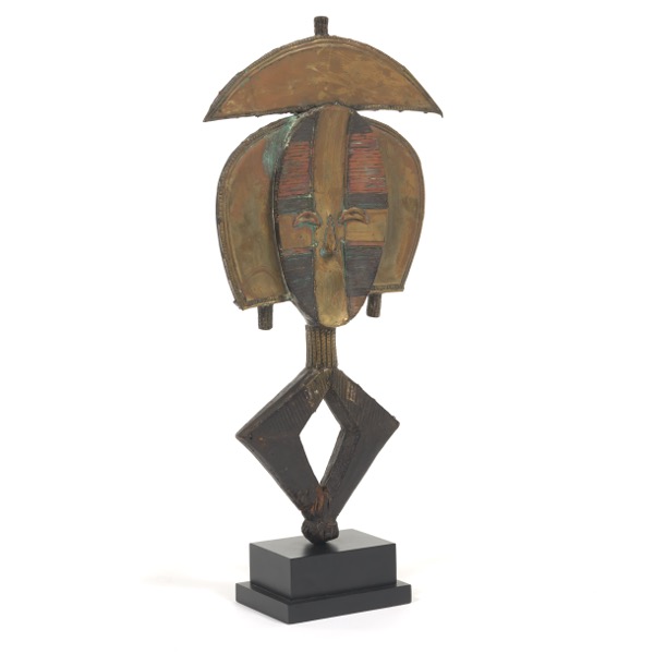 A KOTA (GABON) RELIQUARY FIGURE,