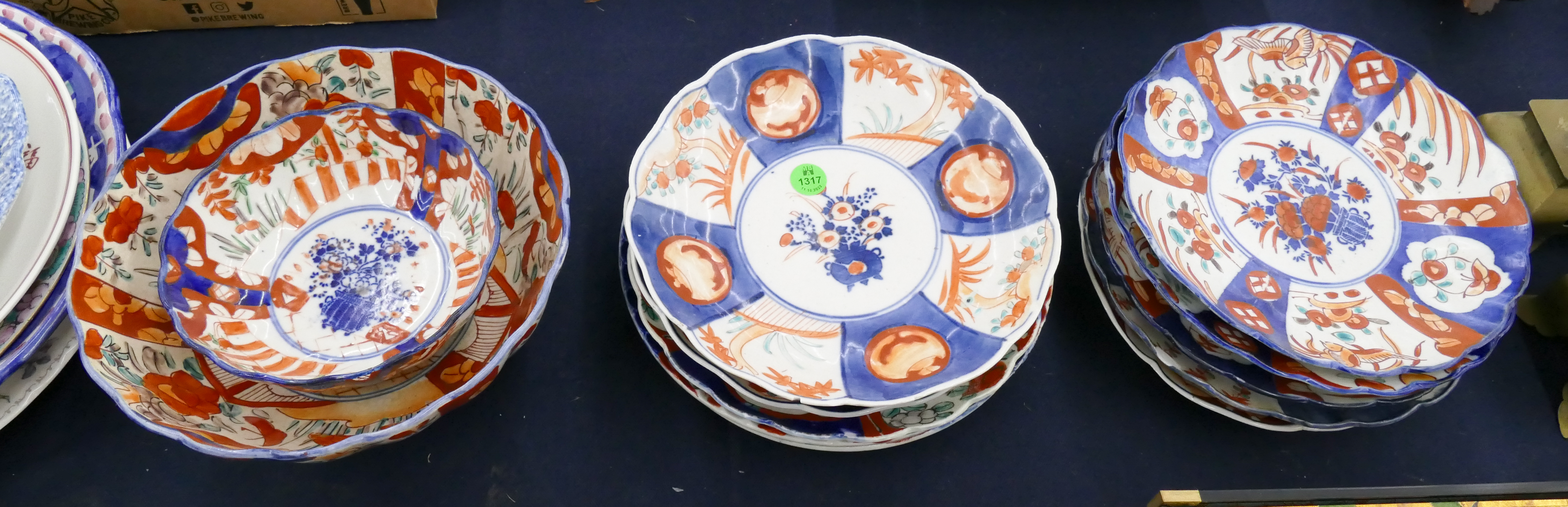 Group 13pc Japanese Imari Scalloped 2af7ec