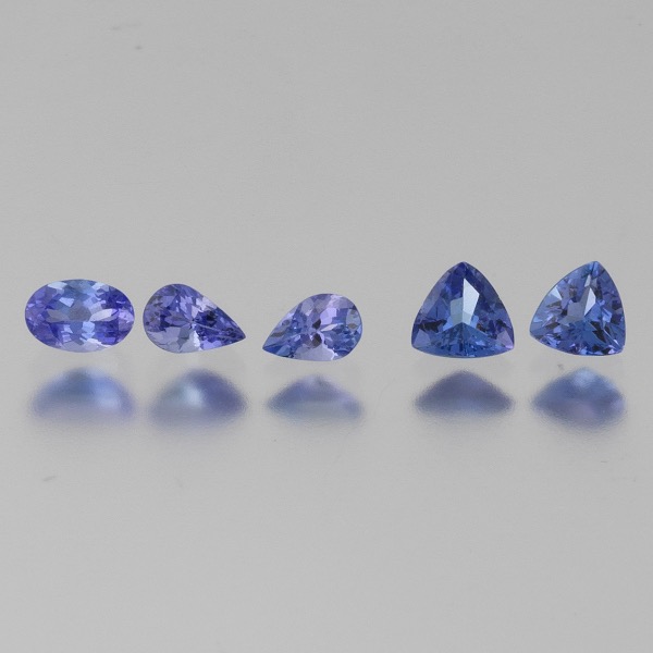 LOT OF FIVE UNMOUNTED TANZANITE