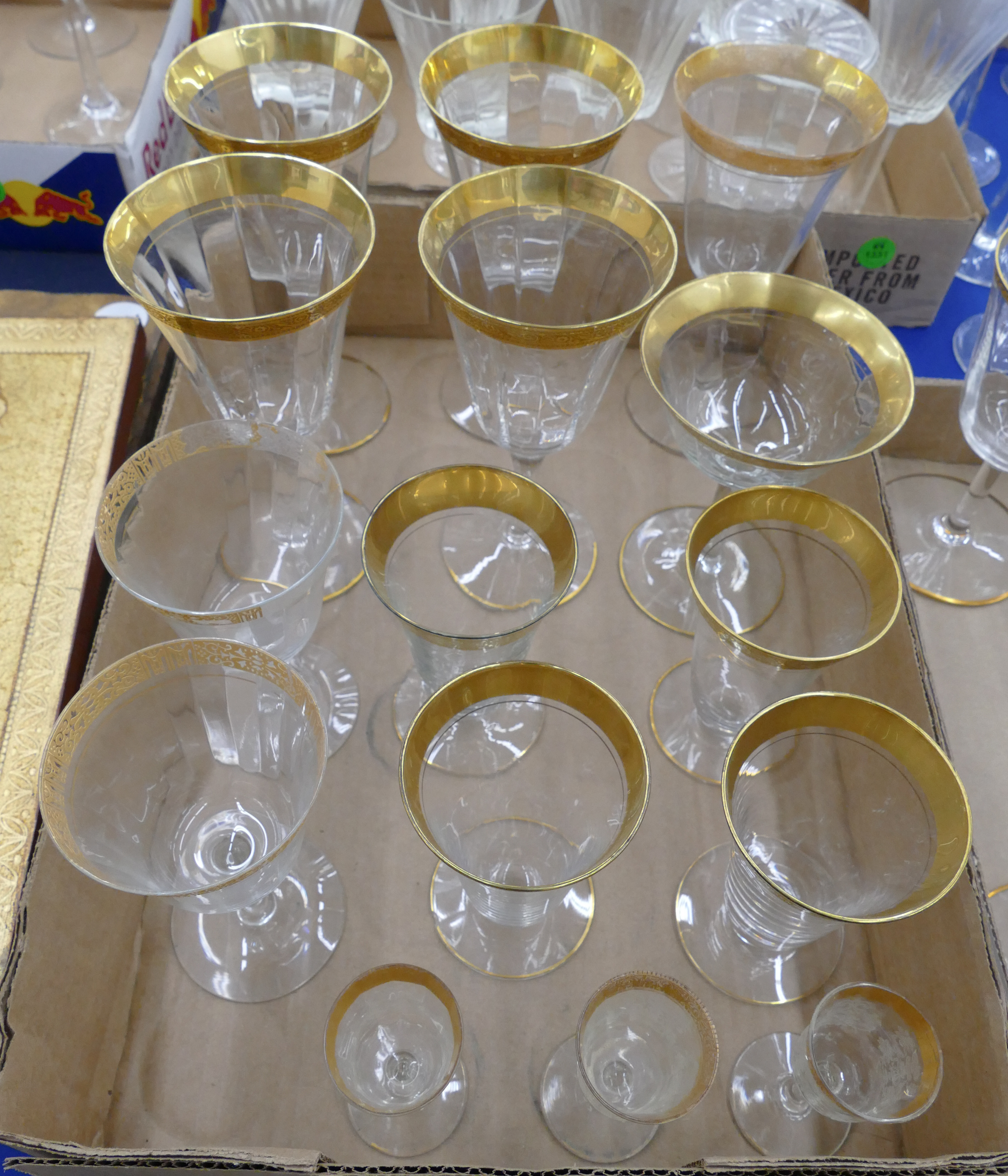 Box 15pc Acid Etched Gold Rim Stemware