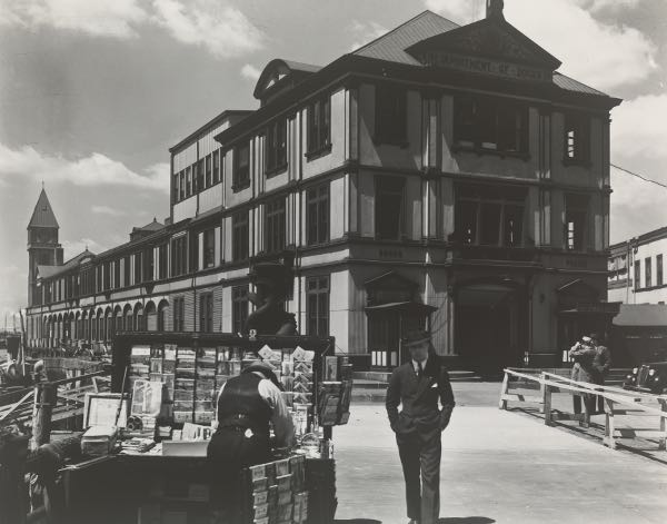 BERENICE ABBOTT AMERICAN 1898 2af8ab