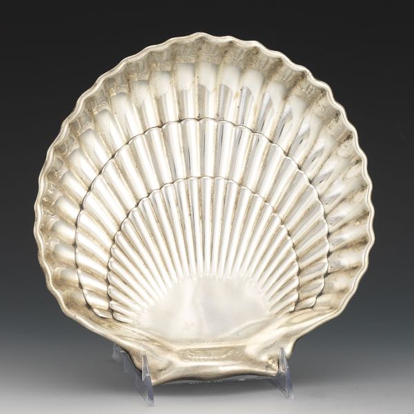 GORHAM STERLING SHELL DISH 9 ¼ x 9