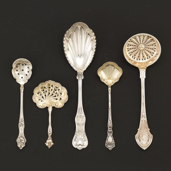 GROUP OF FIVE STERLING SILVER SERVING