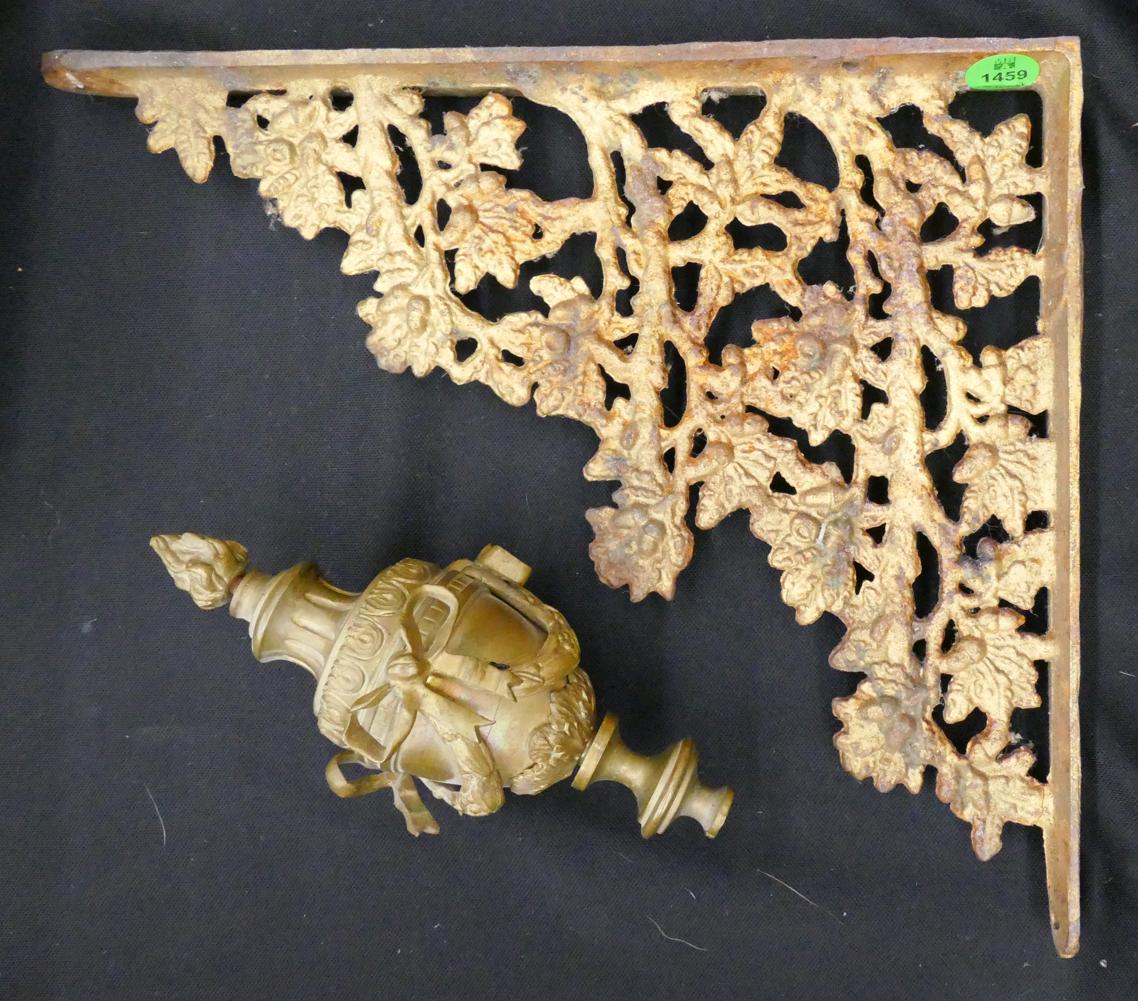 2pc Antique Metal Ornate Bracket 2afa88