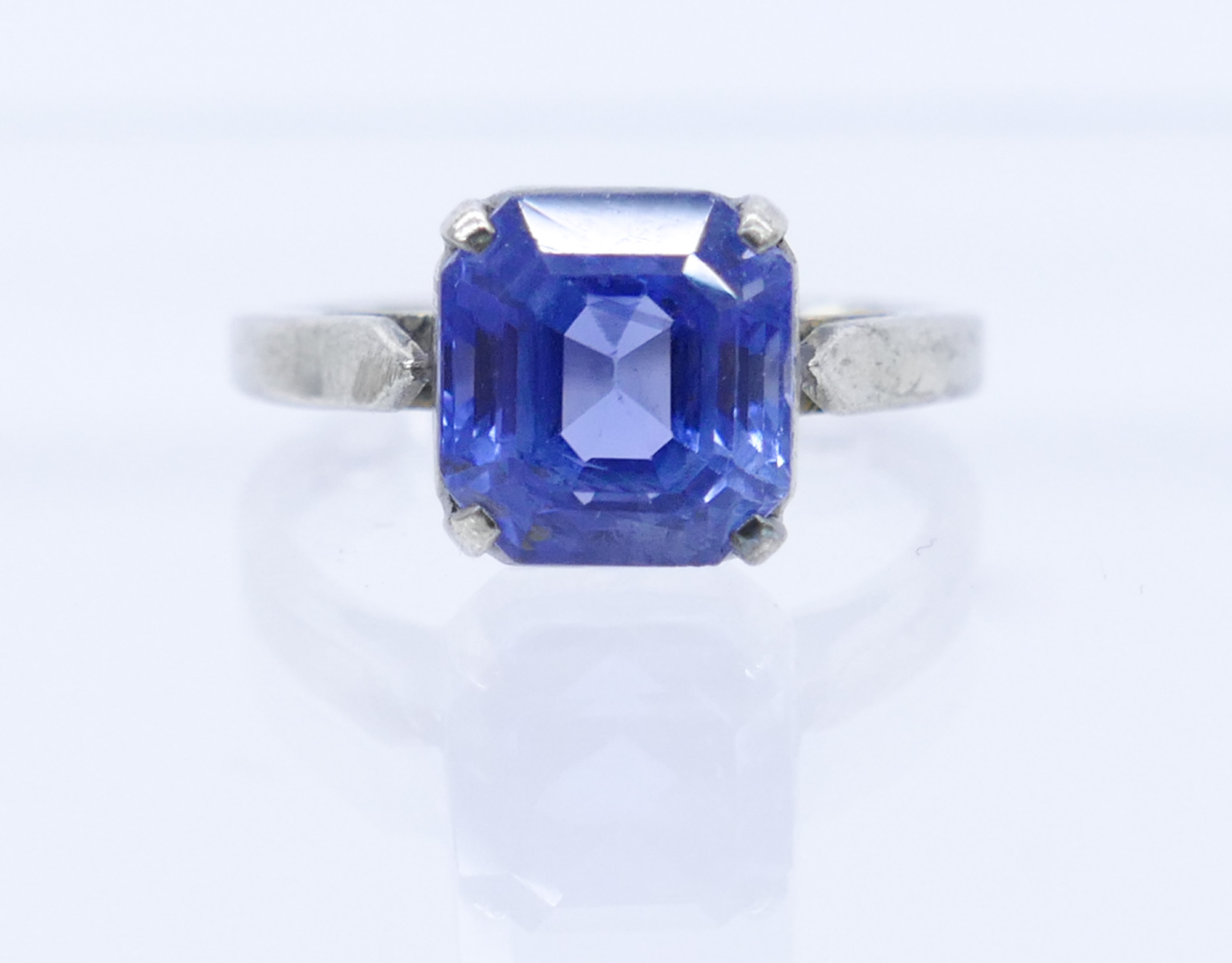 Ladies 4.5ct Sapphire and Sterling