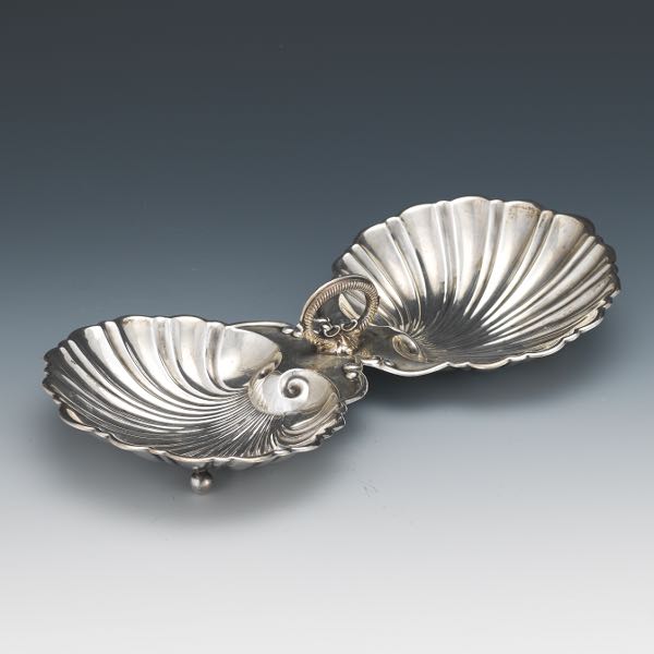 STERLING SILVER SHELL DISH 10 ½"