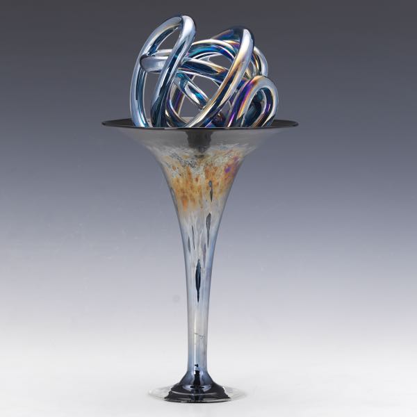 CONTEMPORARY IRIDESCENT ART GLASS