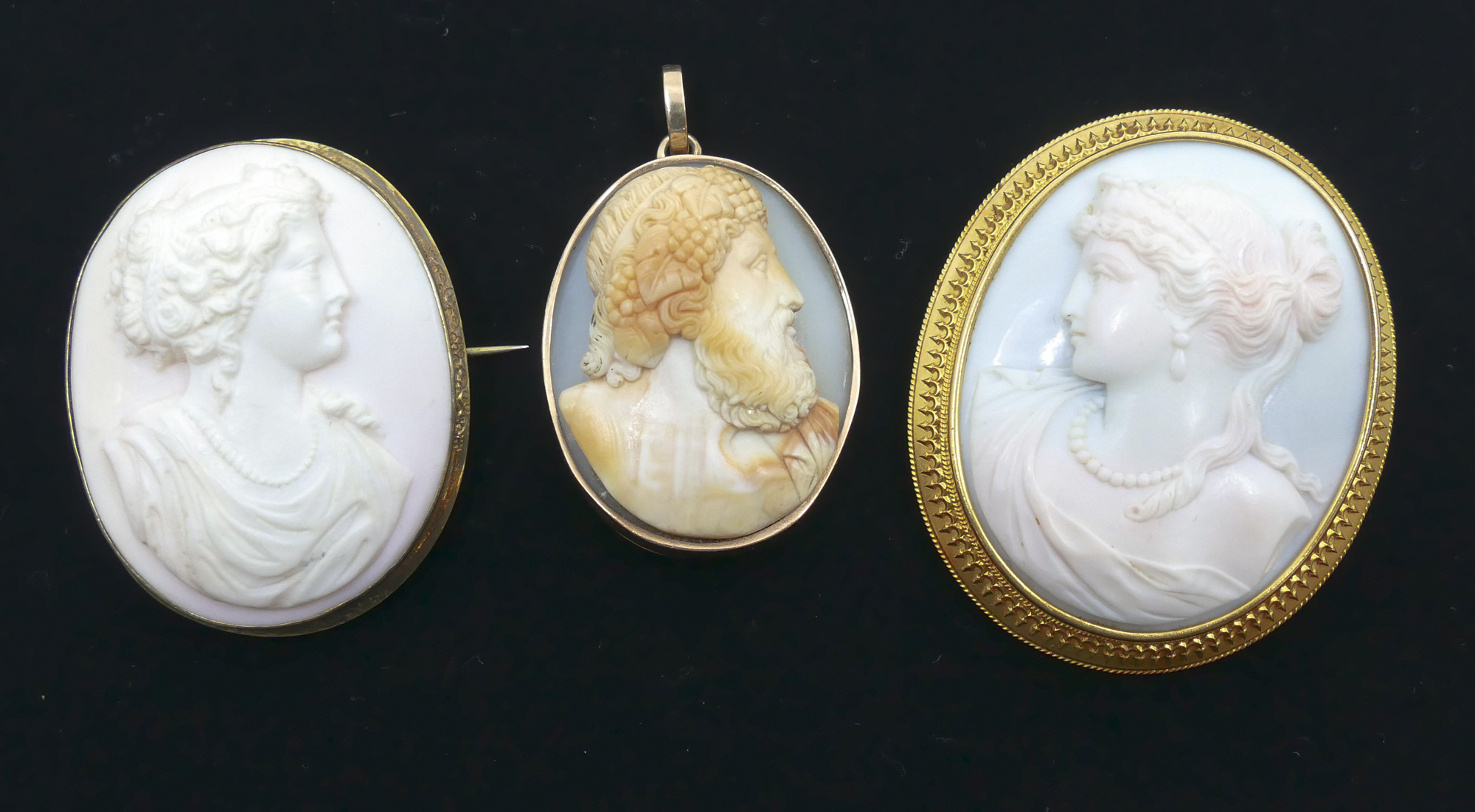 3pc Antique Carved Shell Cameos  2b026b