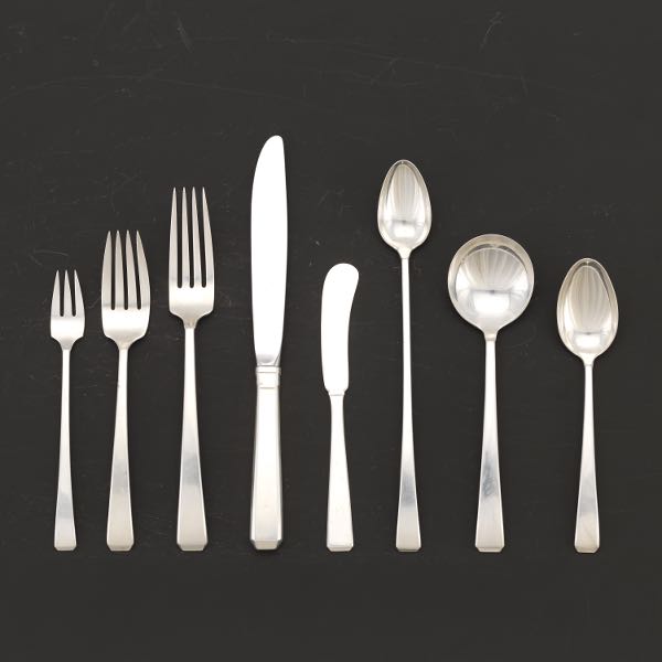 TOWLE STERLING FLATWARE SET, CRAFTSMAN