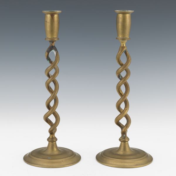 VINTAGE BRASS BARLEY TWIST CANDLESTICKS 2b03e2