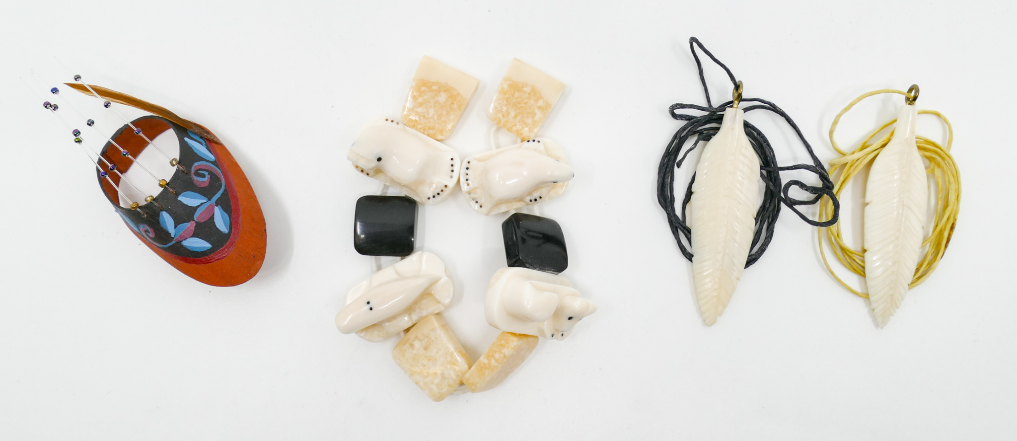 4pc Alaskan Inuit Scrimshawed Jewelry