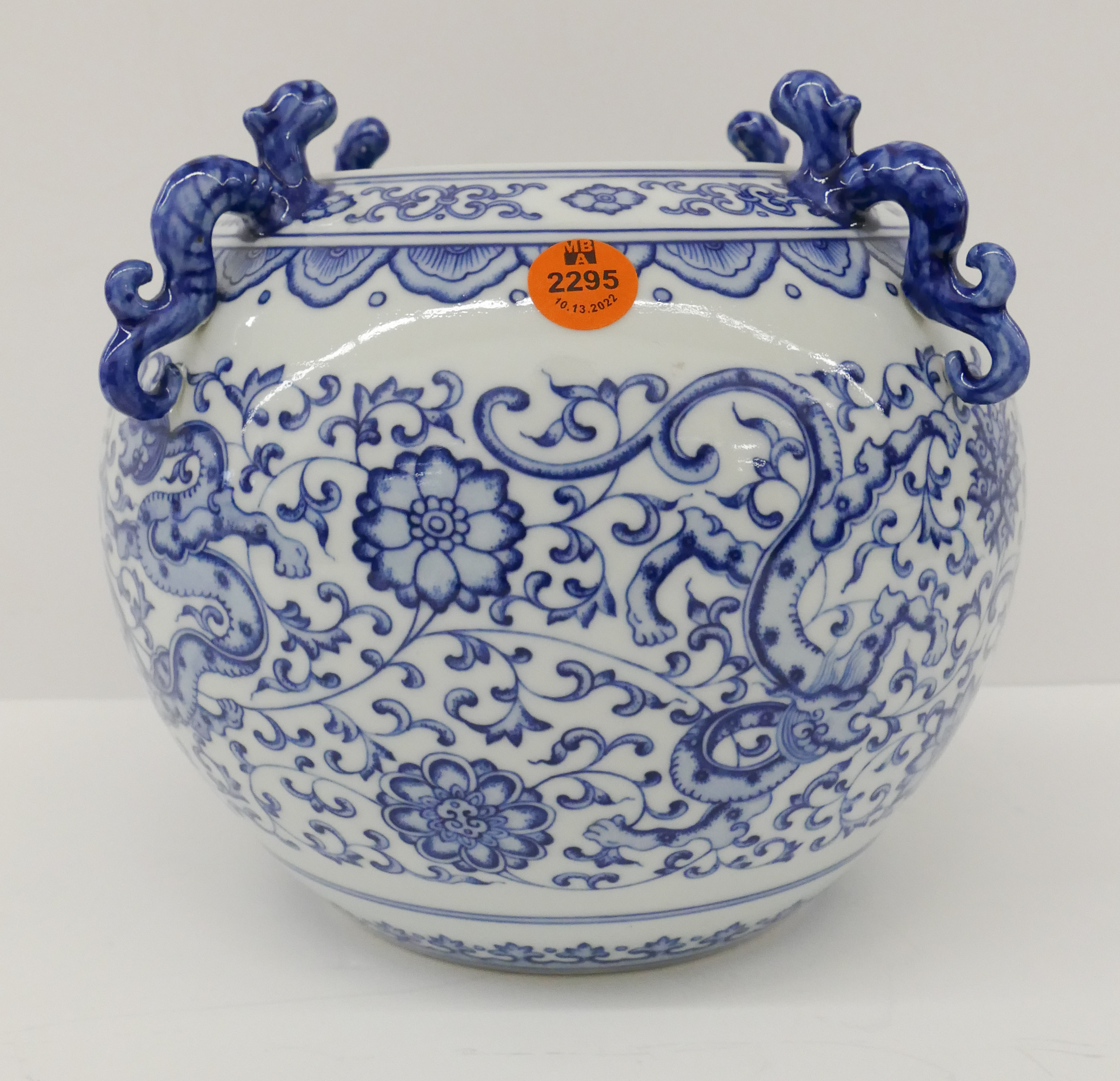 Chinese Jingdezhen B W Porcelain 2b05b3