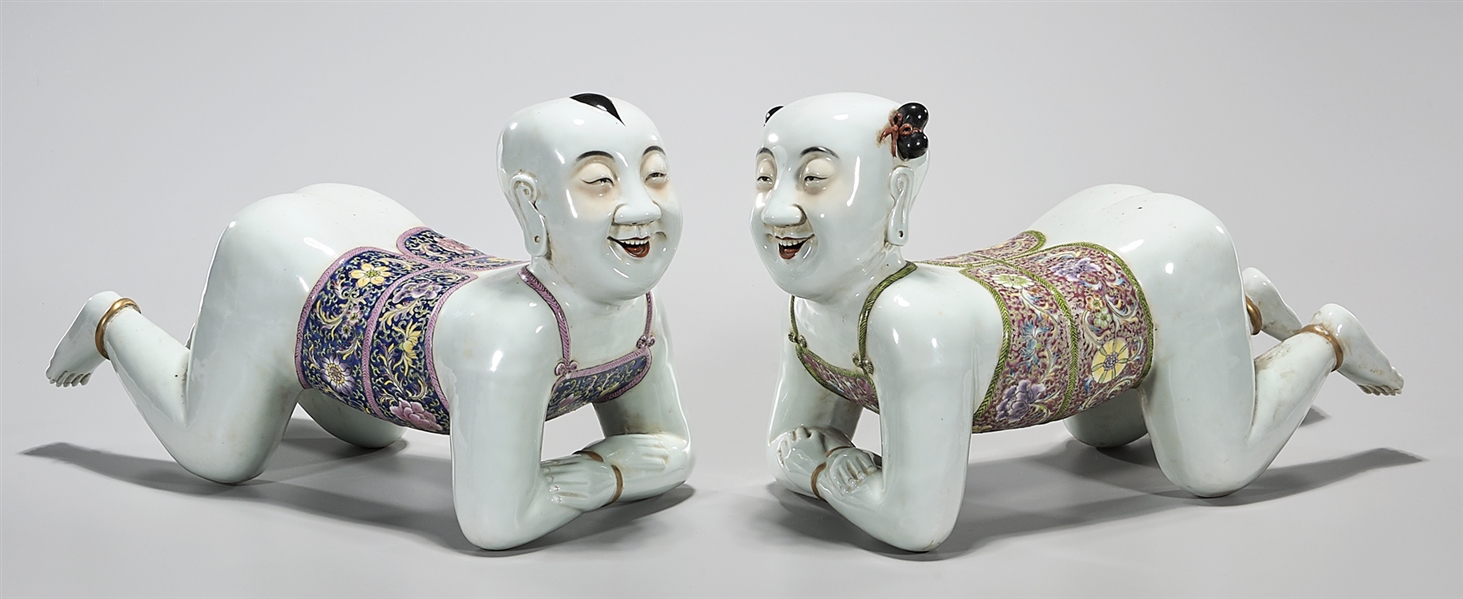 Pair of Chinese porcelain child 2ae0d5