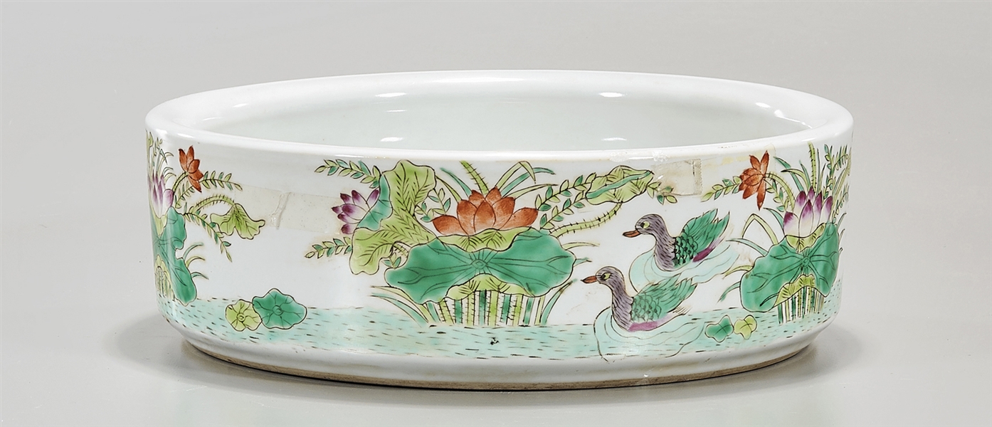 Chinese enameled porcelain brush 2ae128