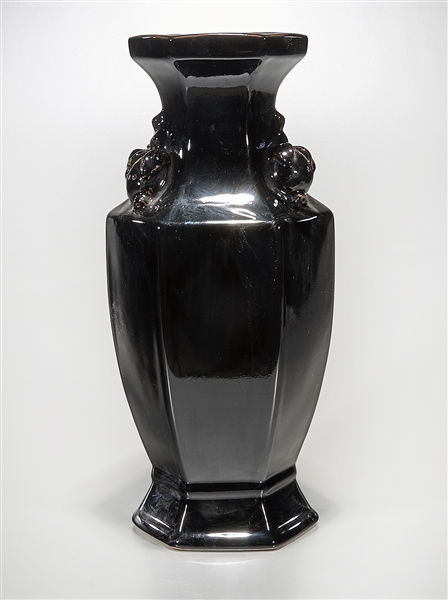 Chinese black glazed porcelain 2ae1de