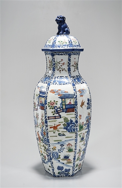Tall Chinese wucai porcelain covered 2ae236