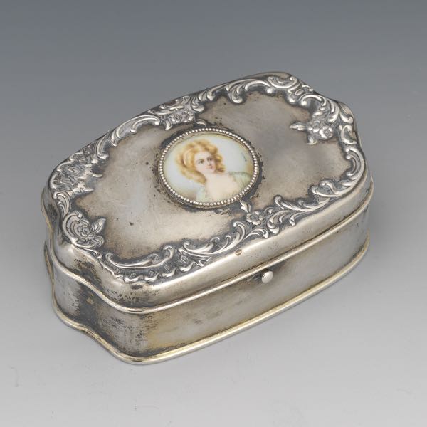STERLING TRINKET BOX WITH MINIATURE 2ae2a1