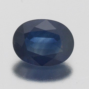 UNMOUNTED 1 74 CARAT SAPPHIRE  2ae3dd