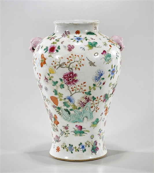 Chinese enameled porcelain vase  2ae4ab