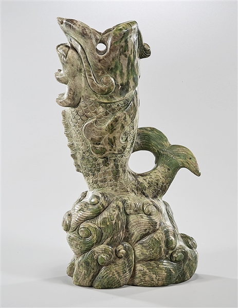 Chinese carved hardstone dragon 2ae4e7