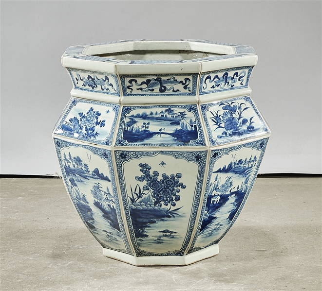 Chinese blue and white porcelain 2ae519