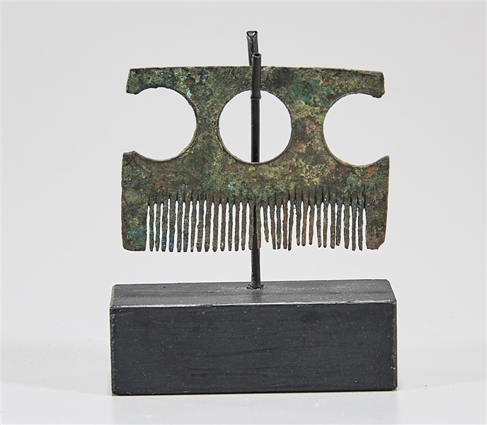 Viking-era bronze comb from Northern