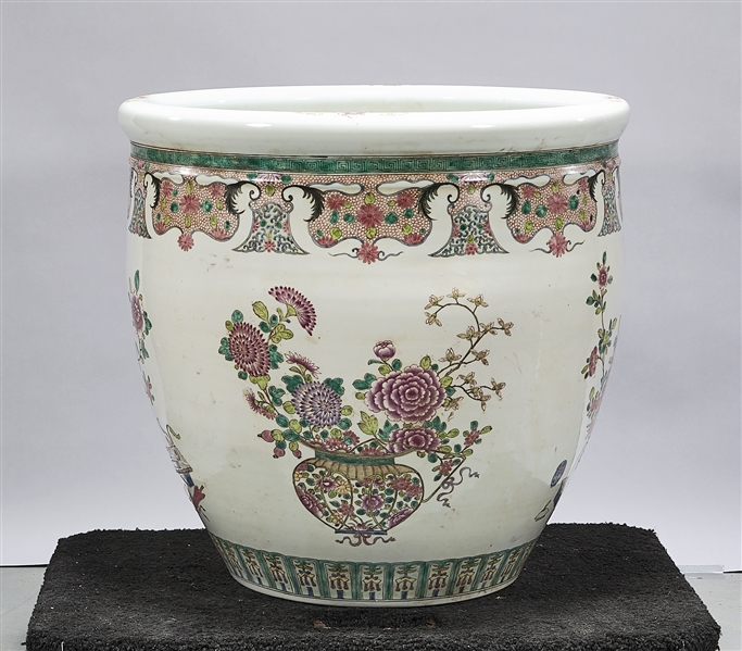 Large Chinese enameled porcelain