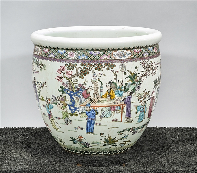 Chinese enameled porcelain jardiniere  2ae5b5