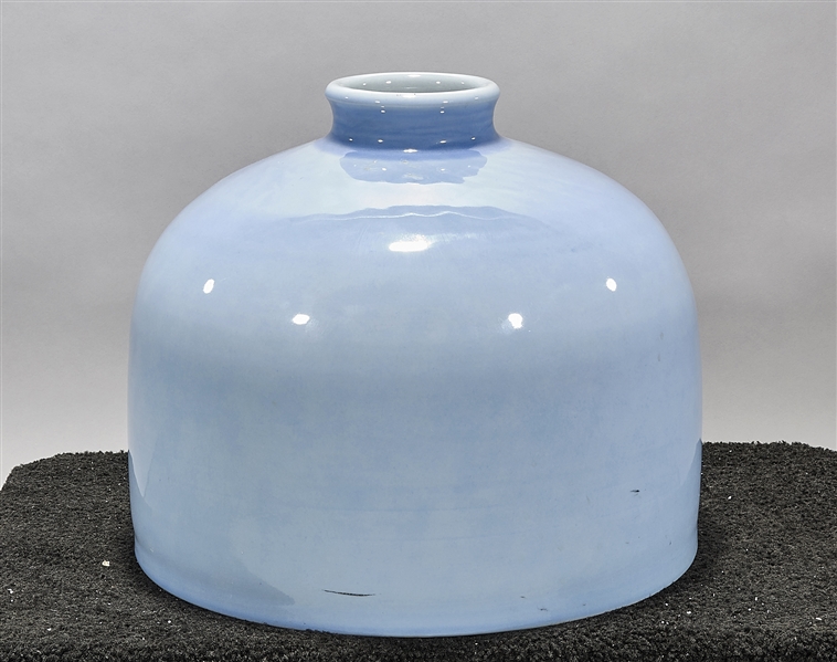 Large Chinese bluish glazed porcelain 2ae5bd