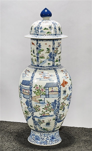 Tall Chinese enameled porcelain 2ae5bf