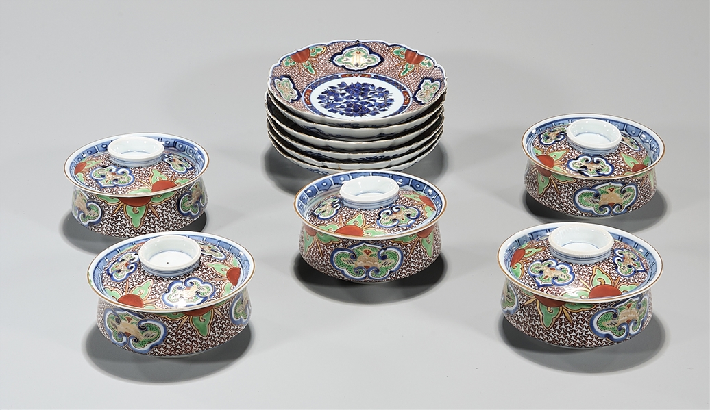Group of 16 Japanese Imari porcelains;