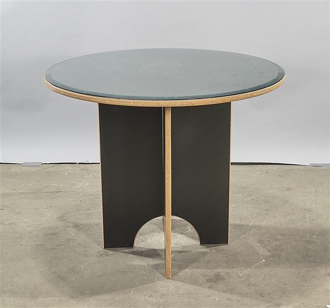 Round glass top table; 27 x 33 (approx.)