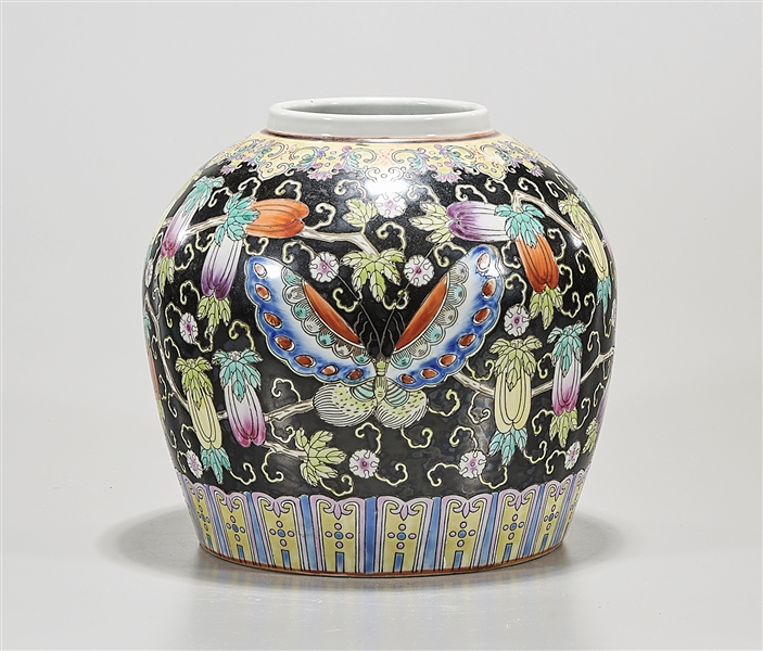 Chinese enameled porcelain ginger jar;