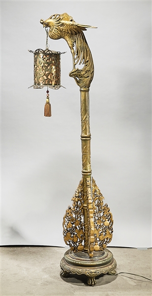Tall Chinese carved gilt wood lamp 2ae8a5