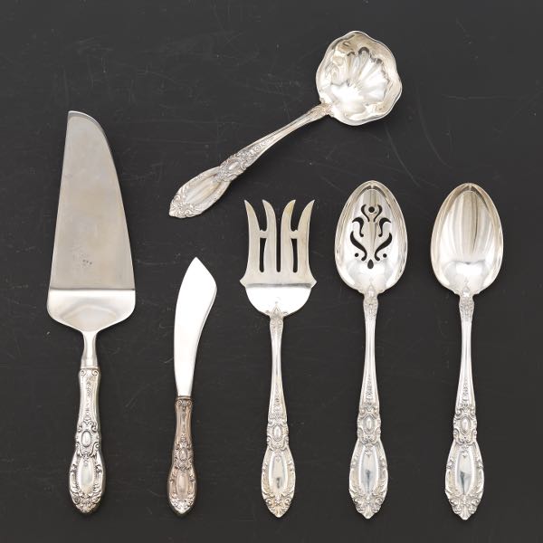 TOWLE STERLING SILVER SERVING PIECES,