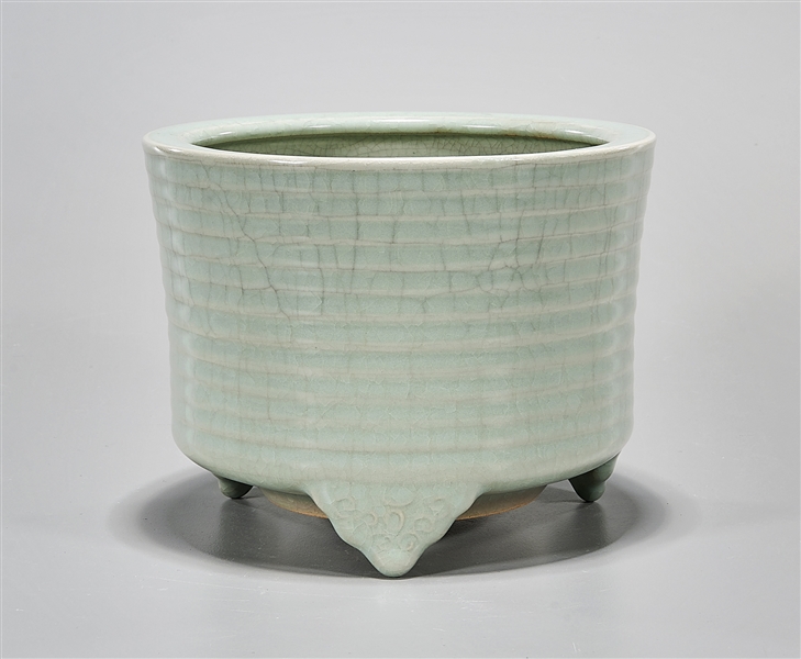 Chinese celadon porcelan tripod