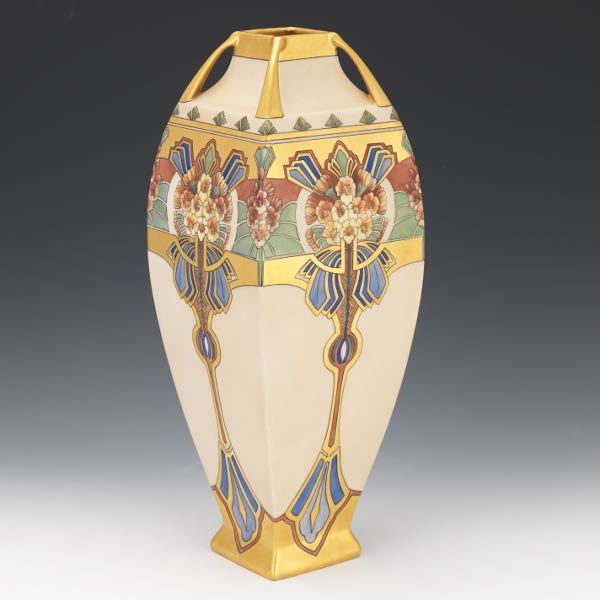 ART DECO BAVARIAN PORCELAIN VASE 16