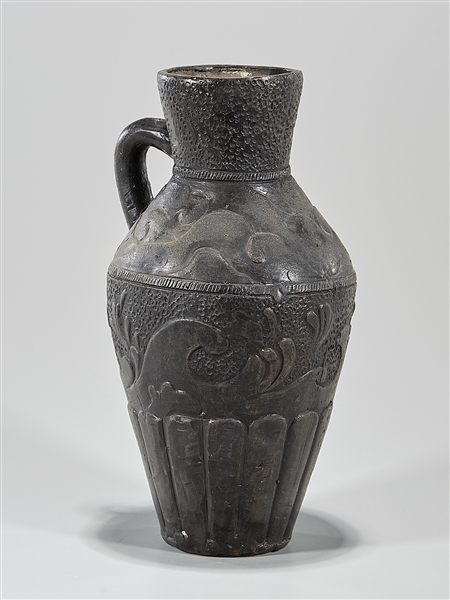 Chinese bronze vase; with handle;