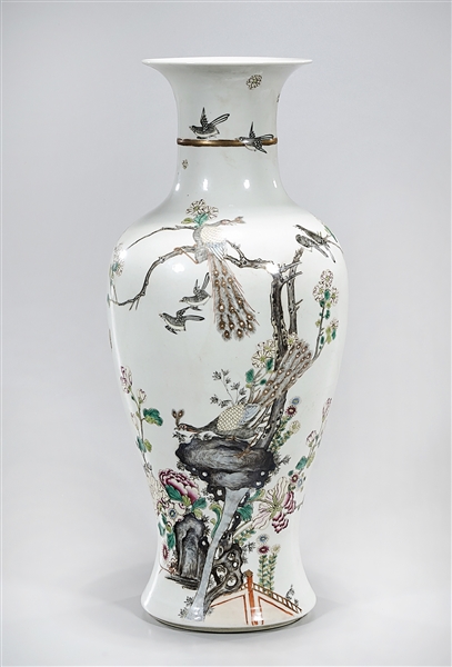 Chinese enameled porcelain vase 2aeacb