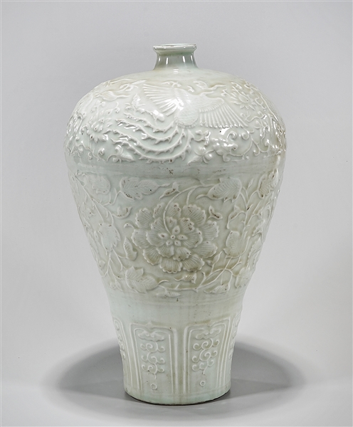 Chinese qingbai porcelain vase;