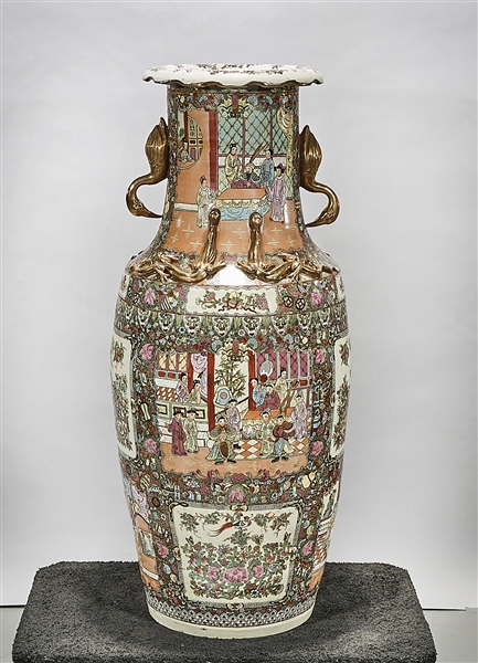 Large Chinese enameled porcelain