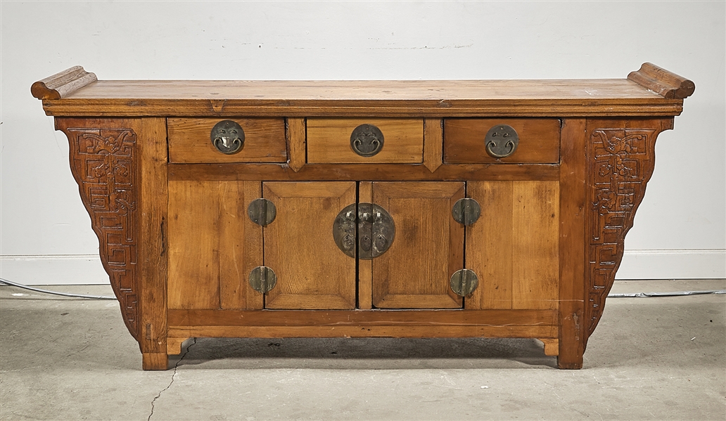 Chinese hard wood cabinet with 2aec4a