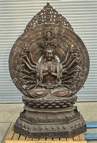Large Chinese bronze thousand armed 2aed44