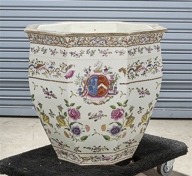 Chinese enameled porcelain octagonal